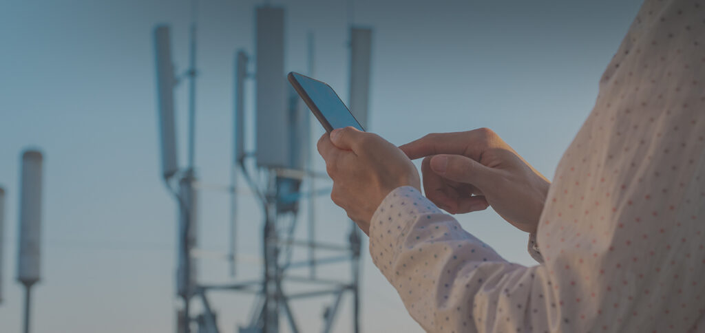 report_telcomedia_landing_1280x605_degradado-3