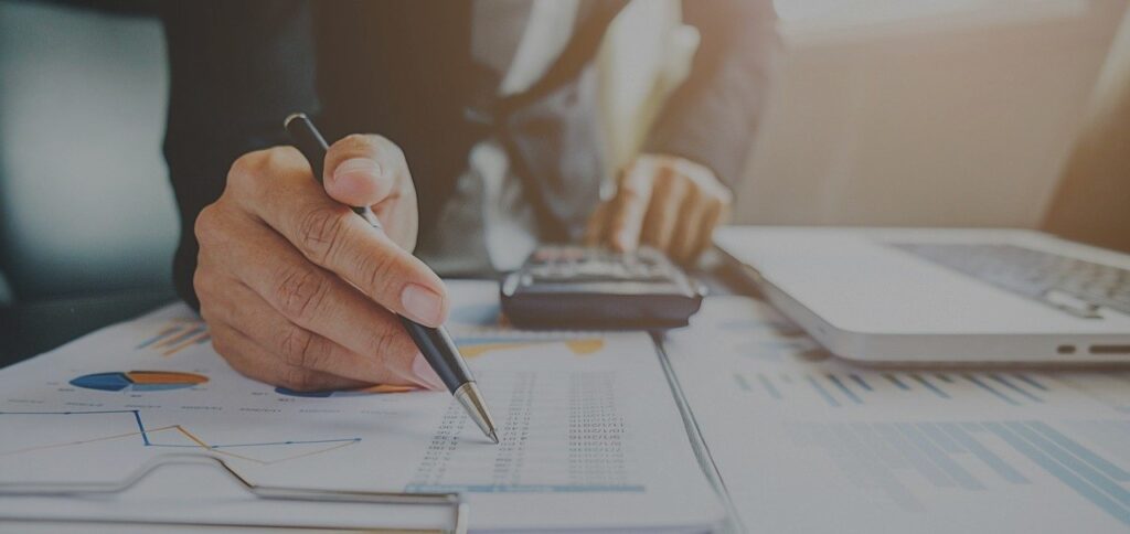 finance-7529921_header-2